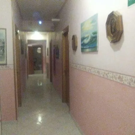 Tizi Hotel *